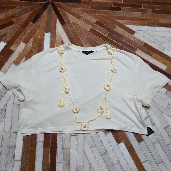 Alanui Floral Necklace T-shirt In White - Picture 5 of 8